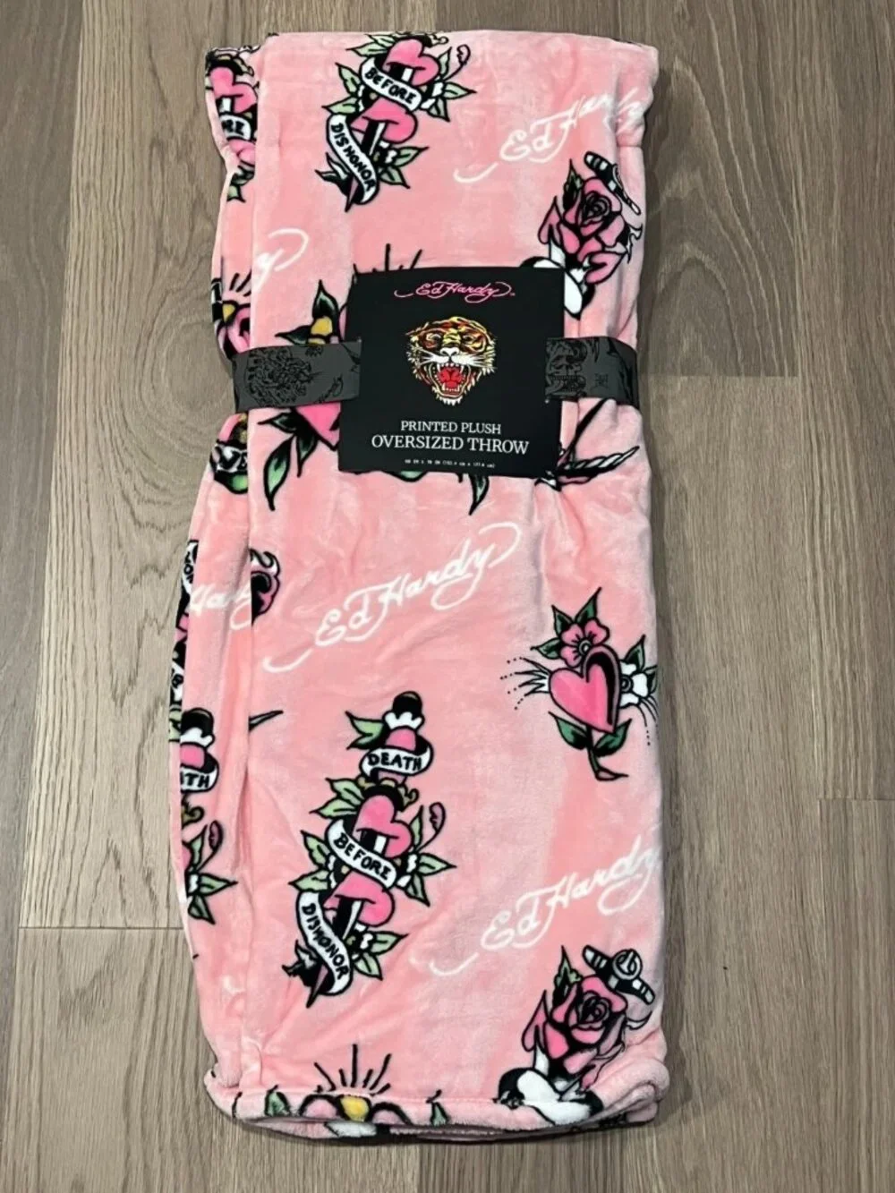 ED HARDY Pink Plush Oversized Throw Blanket 60x70 Skull Roses Floral Tattoo Y2K